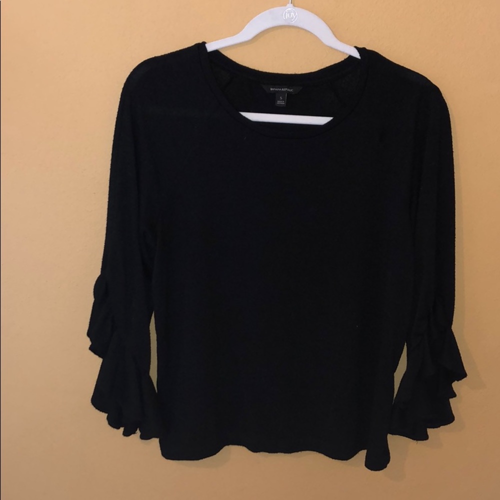Black ruffle sleeve top